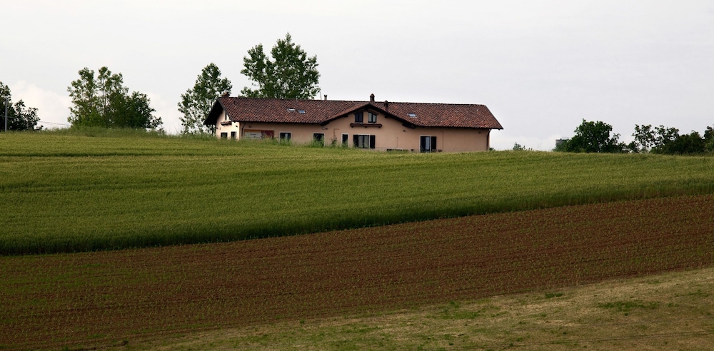 Agriturismo Cascina Papa Mora