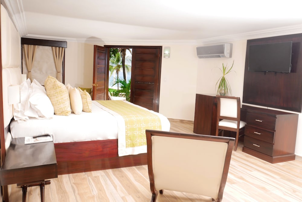 Kaliko Beach Club - All Inclusive Resort