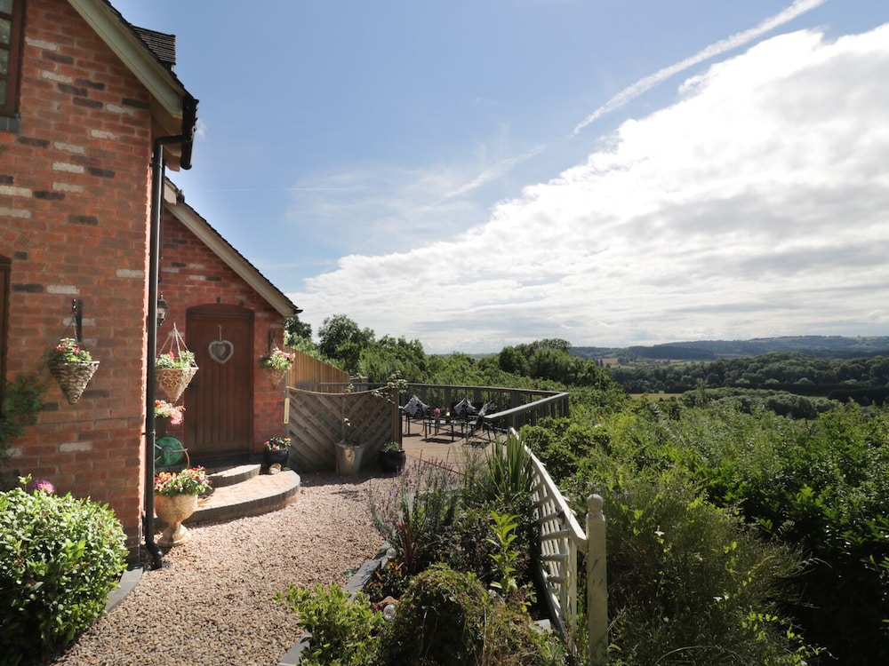 Hillview Cottage