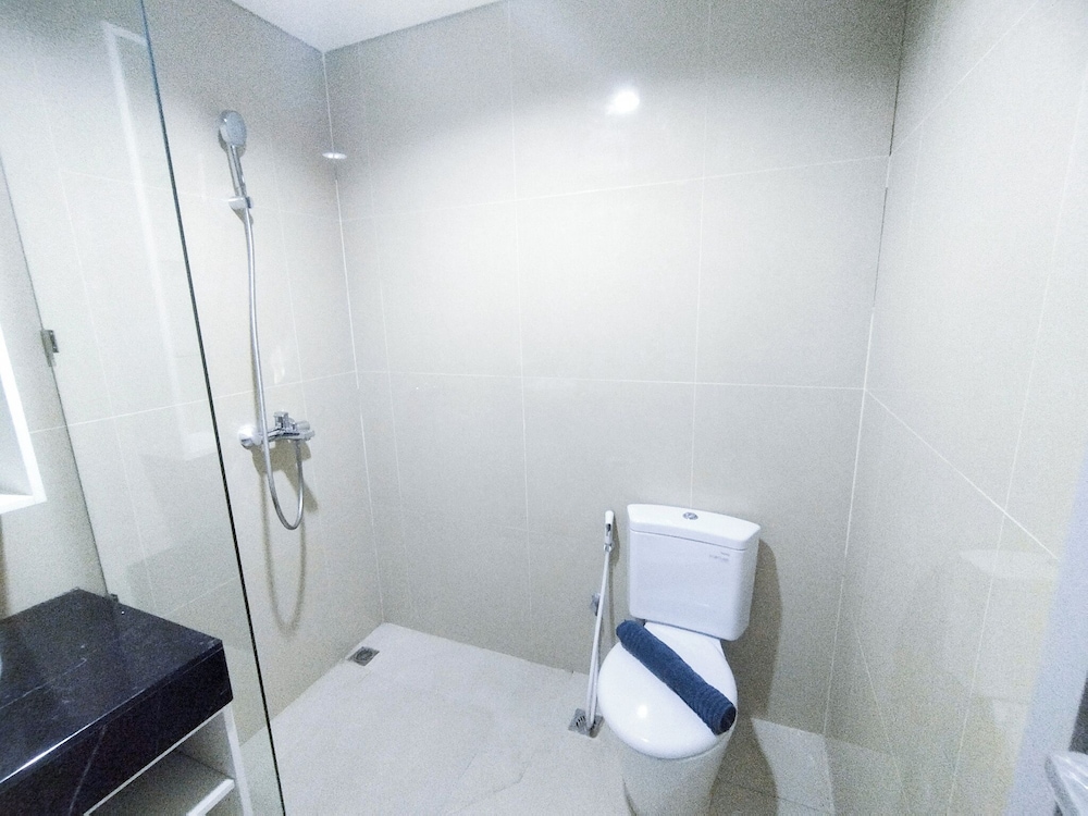 Strategic 2Br At Grand Sungkono Lagoon Apartment