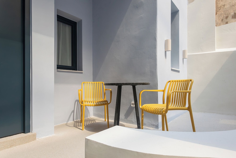 MIXT by Zoia Living