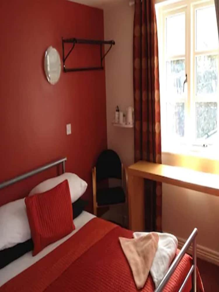 Elgano Guest House