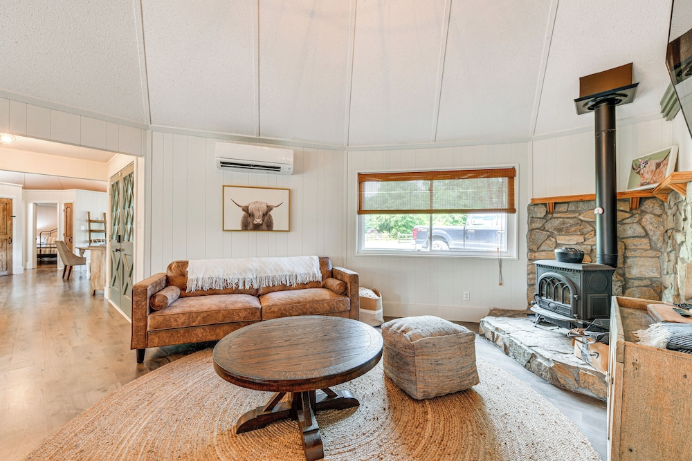 Peaceful Concord Cabin Near Parks & Hiking! view 5