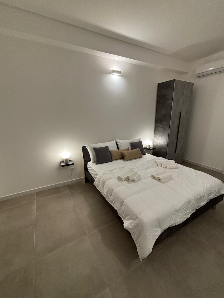 Helios Apartaments