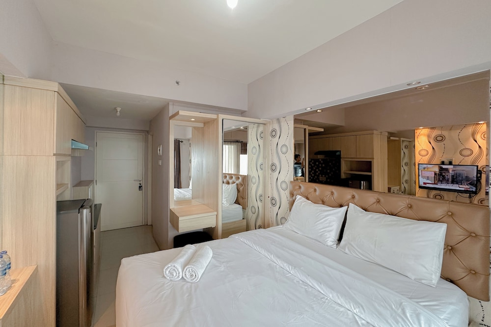 Strategic Spot Studio With Mall Access At Tanglin Supermall Mansion Apartment