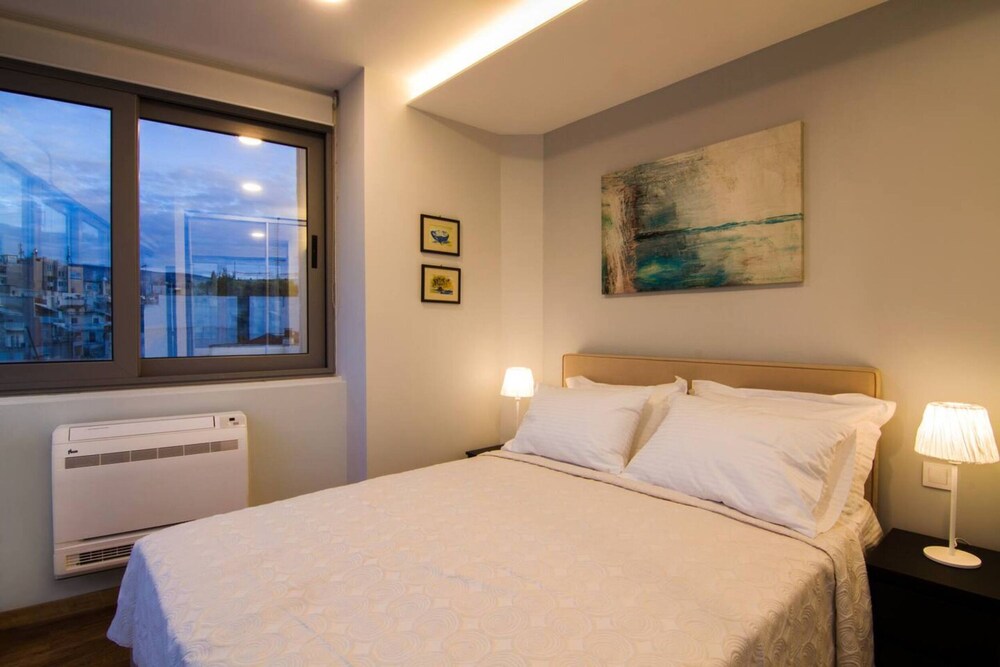 Praxitelous 37 in Athens