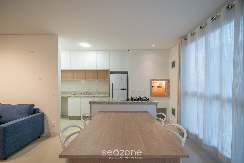 3BR Apt w/ Pool & gym 180m - Ltt803