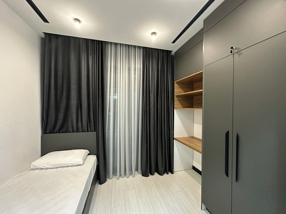 Apartment by Luxe Group ZA444