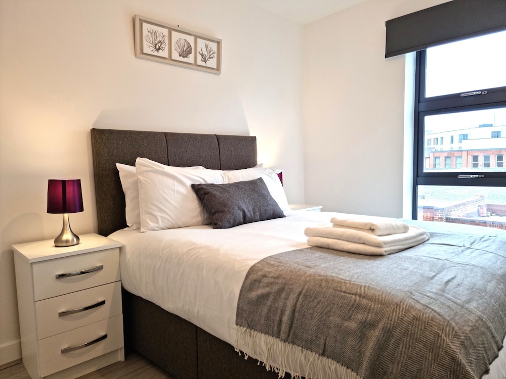 Fifty Sixty - Flat 20 view 4