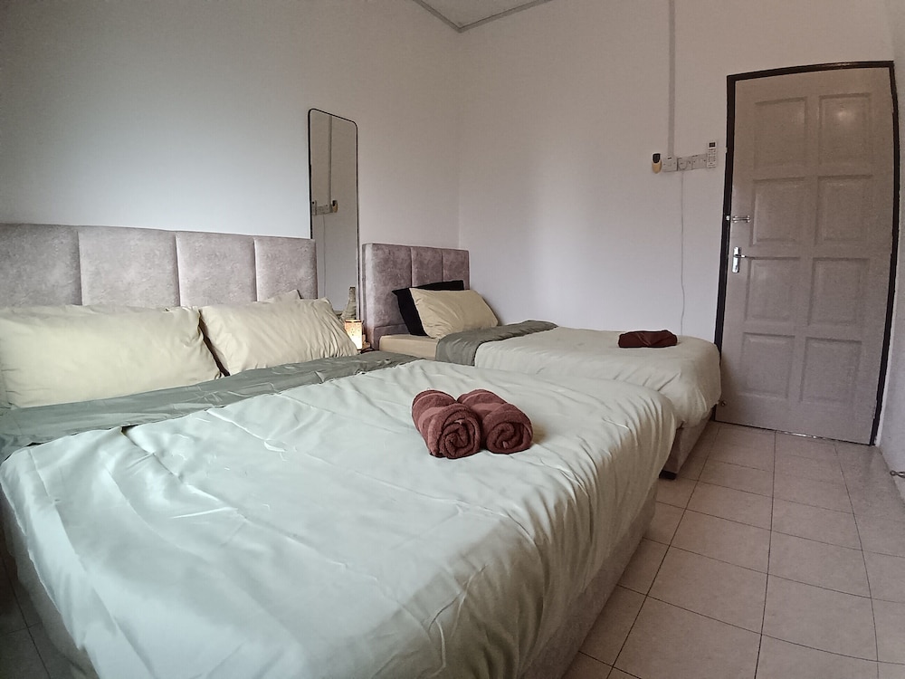 Jess Oasis Stay Tambun