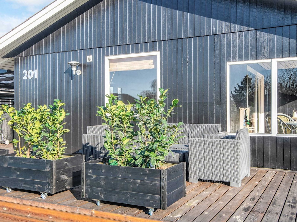6 Person Holiday Home in Juelsminde