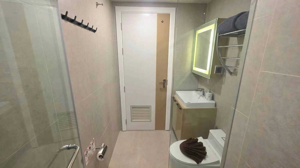Room-a304 - 1 Bedroom Condo With Sea Vie