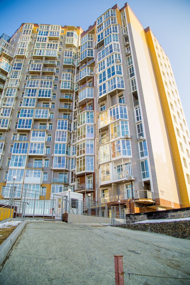 Apartment on Komarova 58-1a view 3