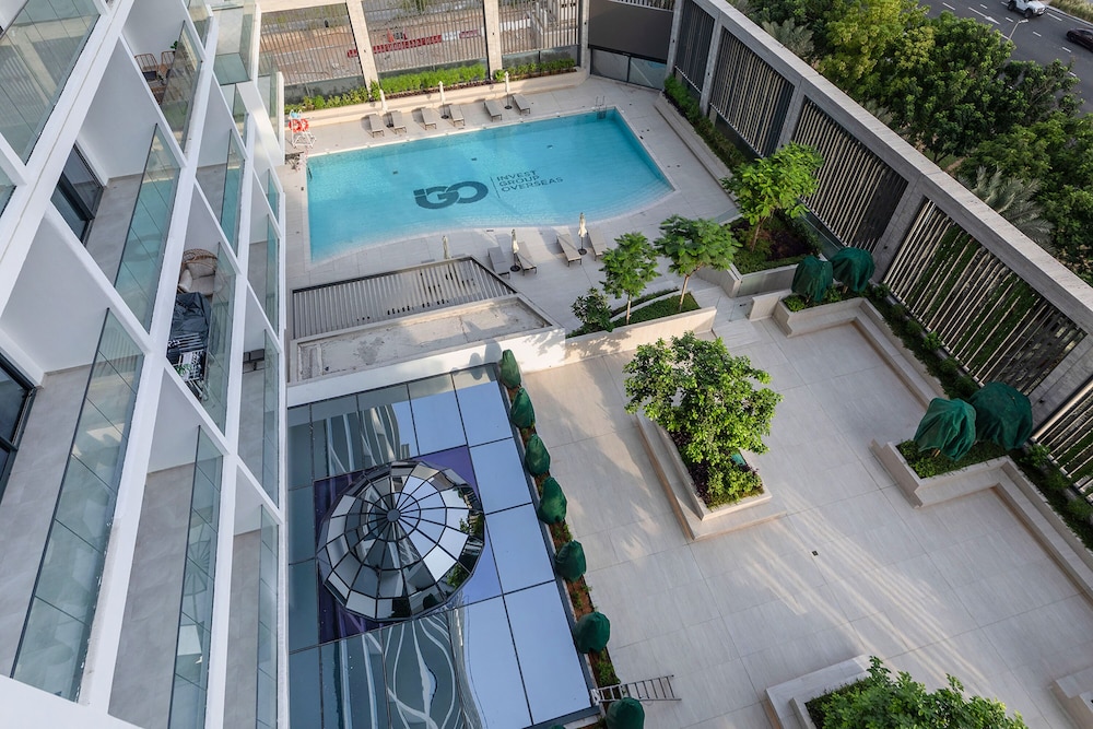 Modern Studio at Paragon