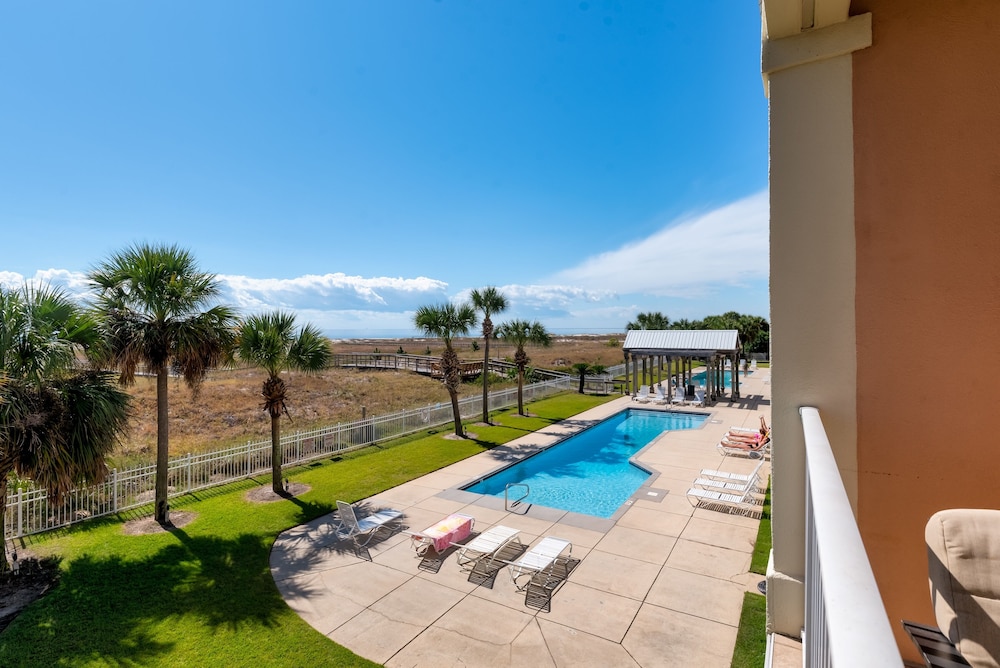 Dauphin Luv A - Beach Club #201-a 2 Bedroom Condo