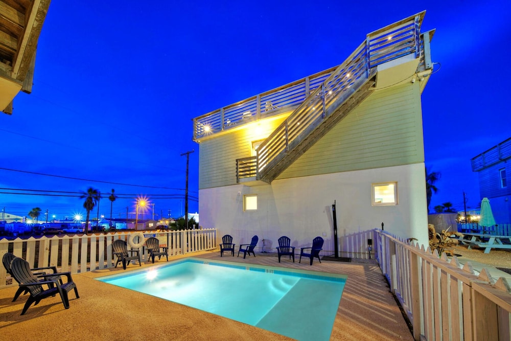 Stella Maris by Avantstay Old Town Location Pool Access
