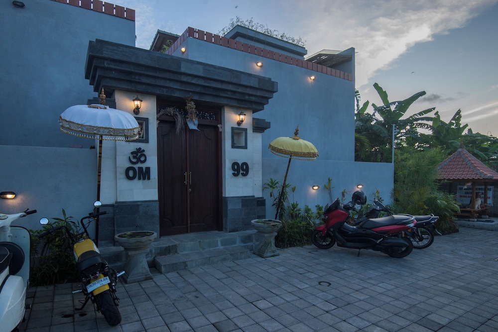Om Villas Kedungu