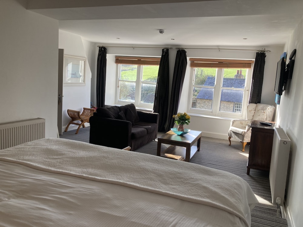 Bishops Cottage