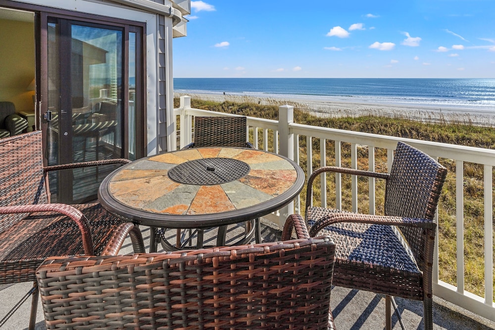 Sea Cloisters 305D by RedAwning