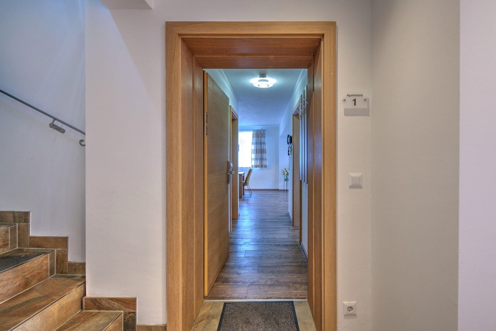 Mountain View Ski Apartment
