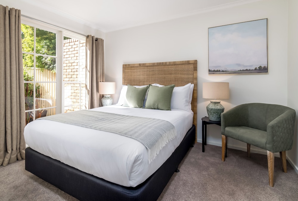 Modern 3BR in Macquarie