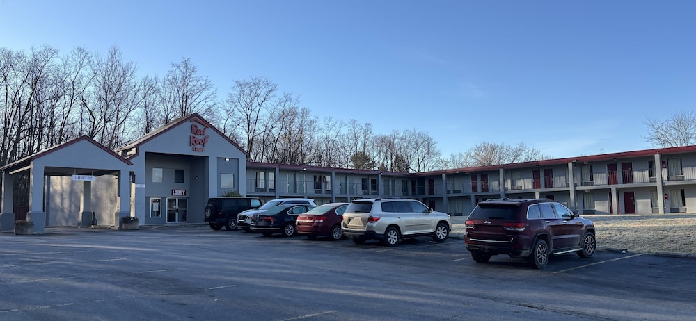 HomeTowne Studios Hagerstown - Williamsport, MD