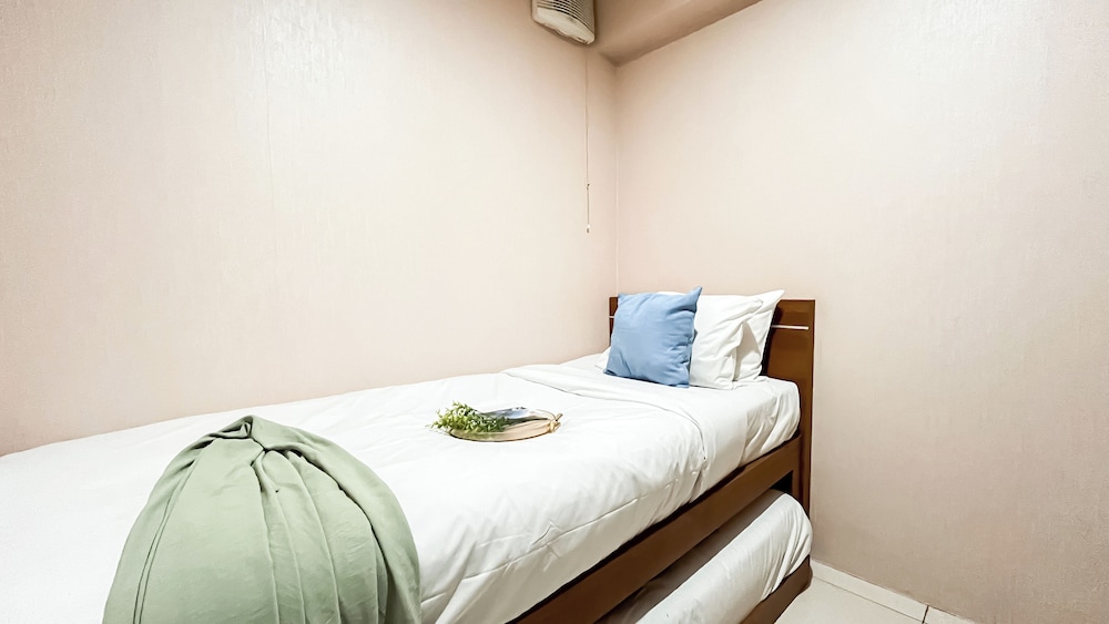 Simply 2Br Apartment At Green Bay Pluit