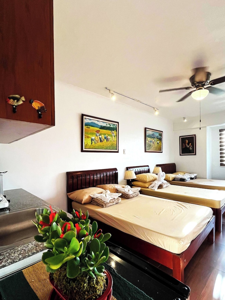 Premier Family Studio Room in Albergo Baguio