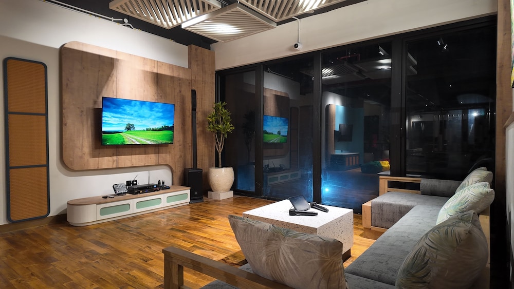 Jambuluwuk Bromo Poshtel