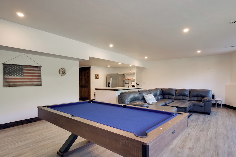 Aspen Grove Views: Spacious Duplex 5 Mi to Breck