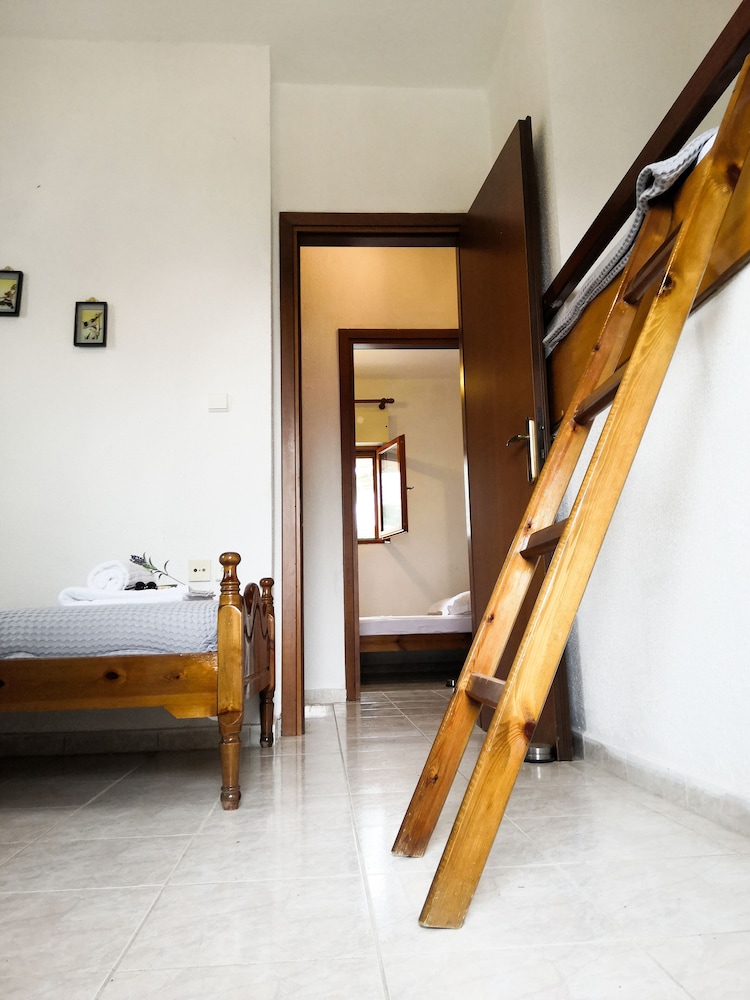 Zennova 22 Nikiti Sea Side House view 3