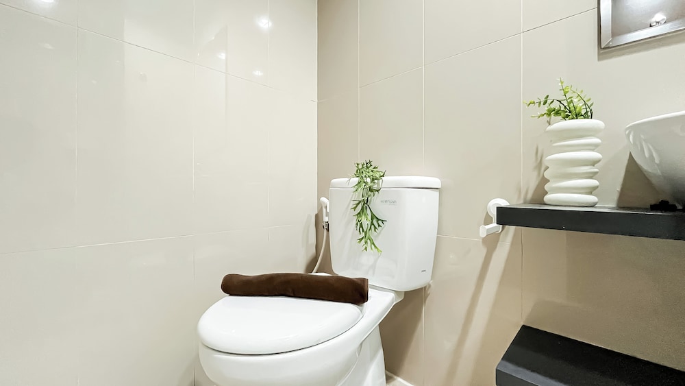 1Br Near Summarecon Mall At M-Town Signature Apartment