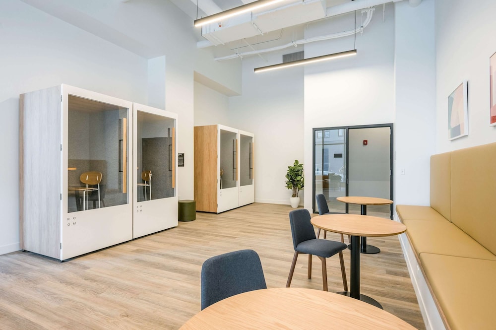 Group-ready 4BR Free Parking Walkable