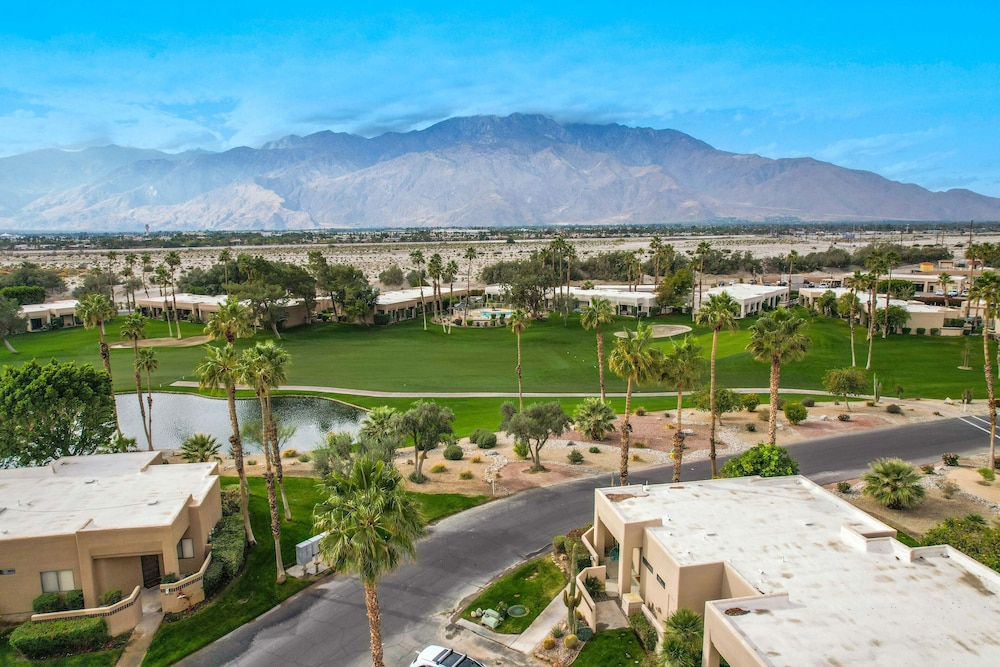 Desert Paradise Retreat