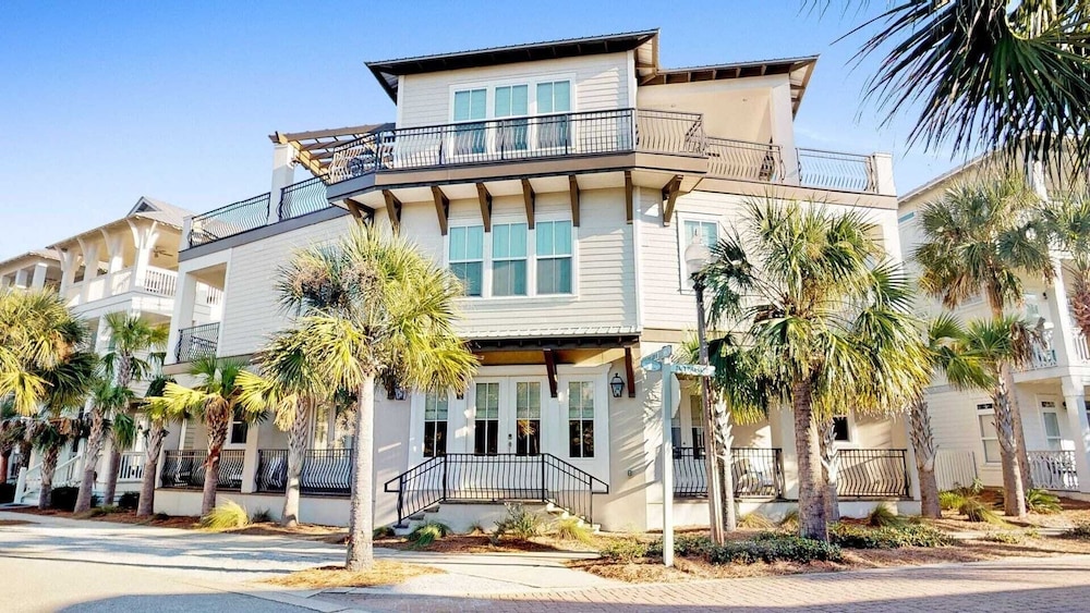 Totally Beachin by Avantstay Sleeps 18 Seacrest Beach