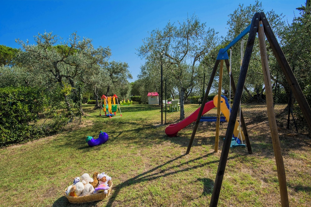Amazing Chianti Site Olivo Shared Pool