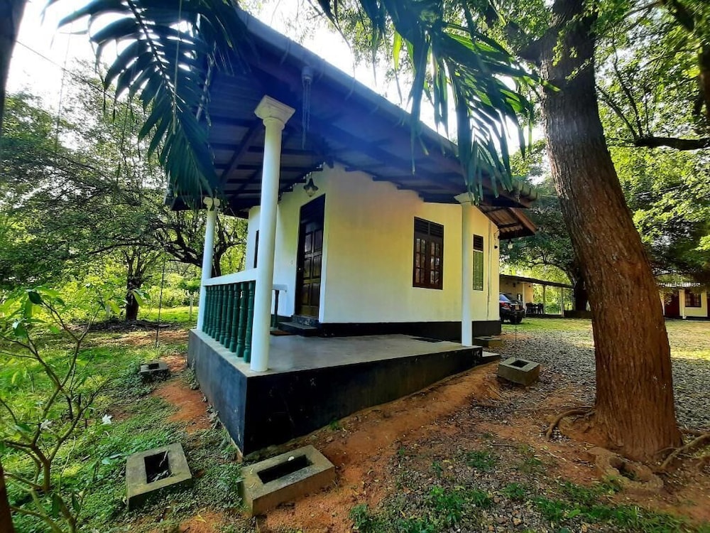 Katagamuwa Rest view 3