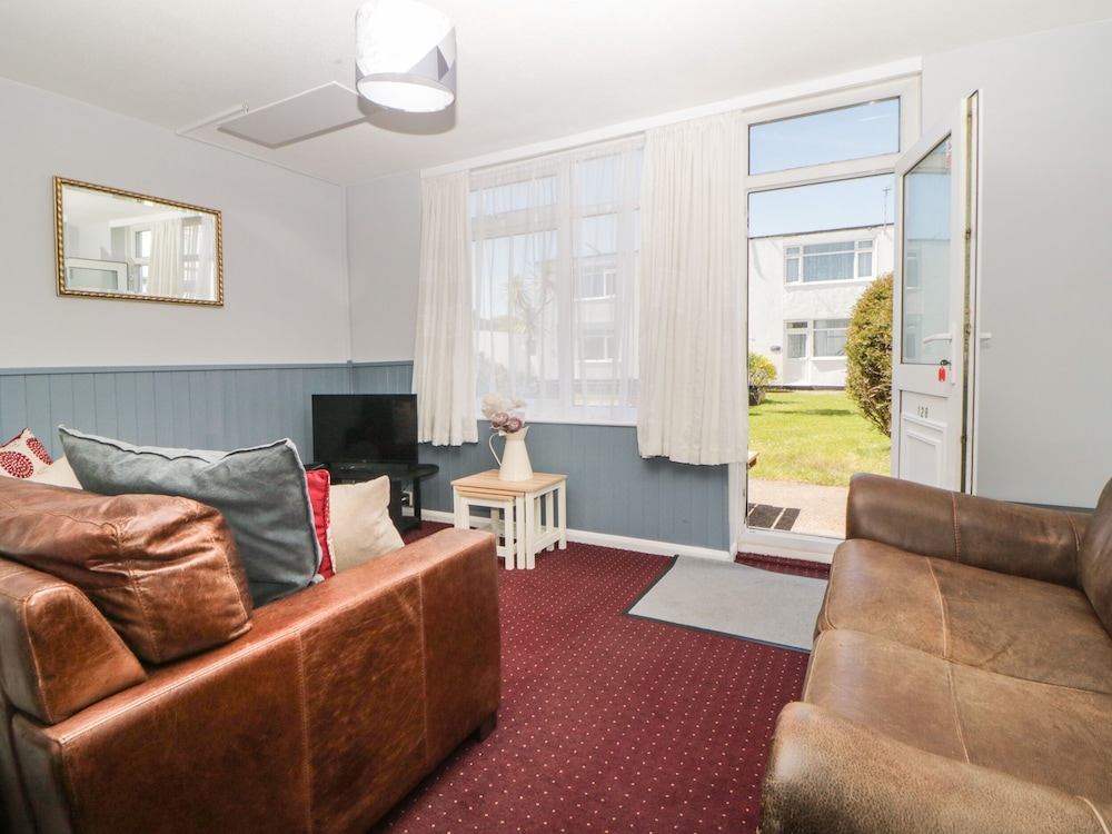 Dolphin Chalet