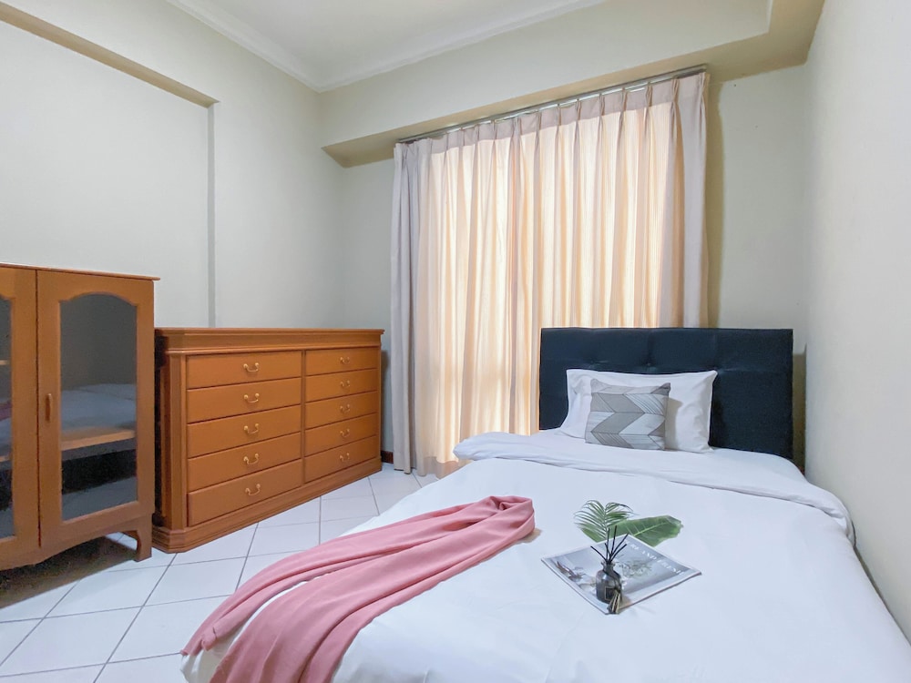Elegant And Homey 3Br Puri Casablanca Apartment
