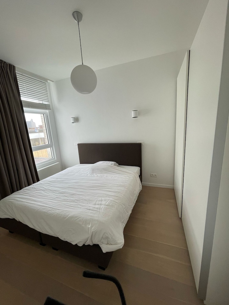 La Petite For t Design Flat in Antwerp City