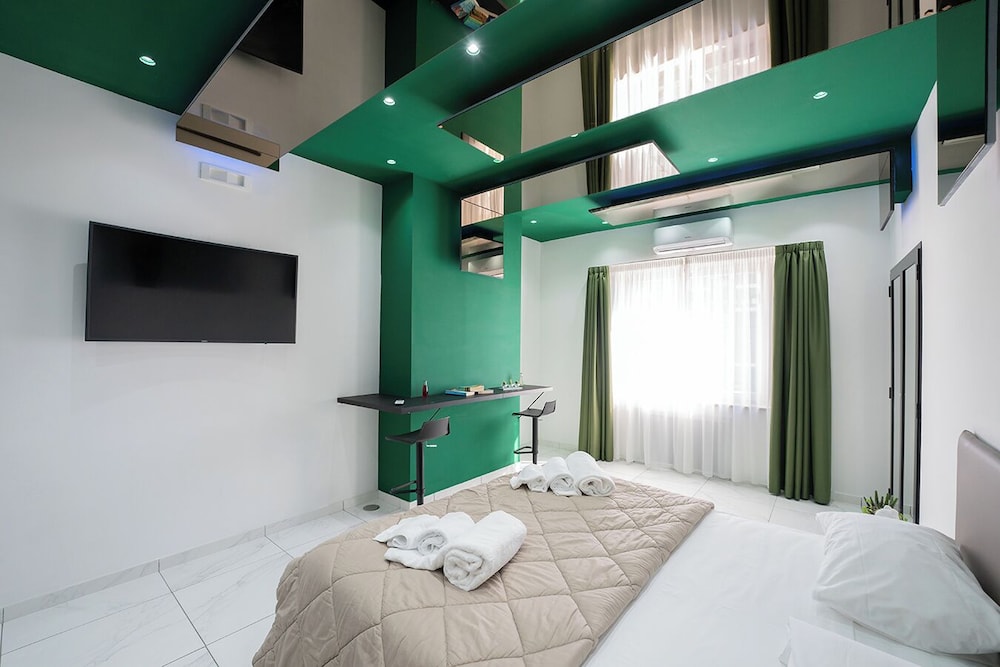 Royal Art House H Duomo by ClaPa Group Dislocated Hospitality