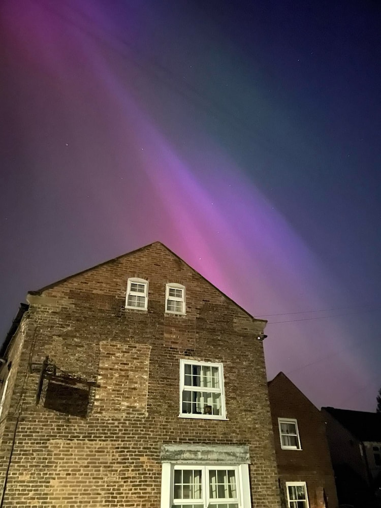 Maypole Farm Guest House
