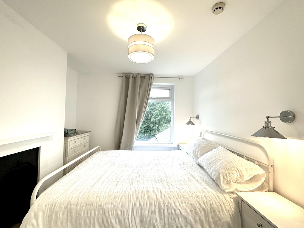 Modern & Brand New Apartment in Whitstable Centre view 3