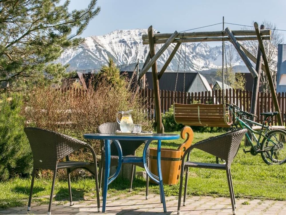 Cottage With a View of the Tatra Mountains