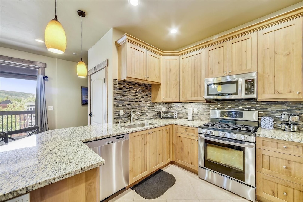 S Off Main #4 2 Bedroom Condo by RedAwning