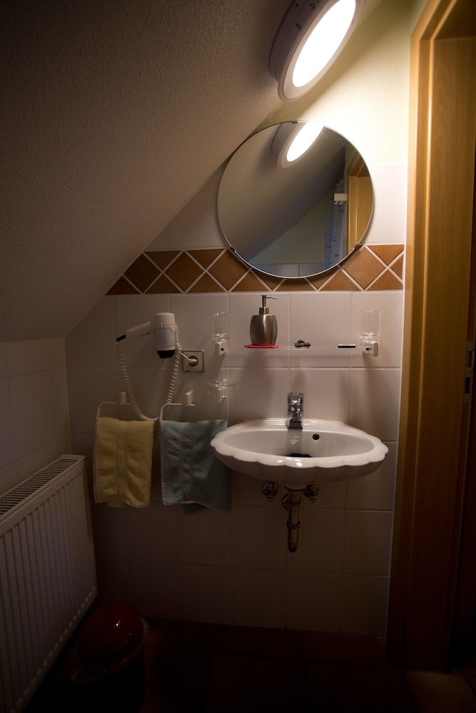 Hotel Garni Schneevoigt - Property Image 6
