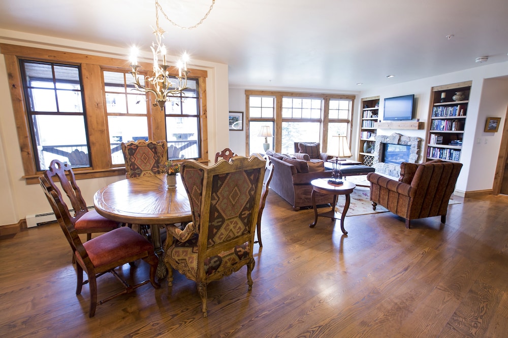 WestWall Lodge - Property Image 46