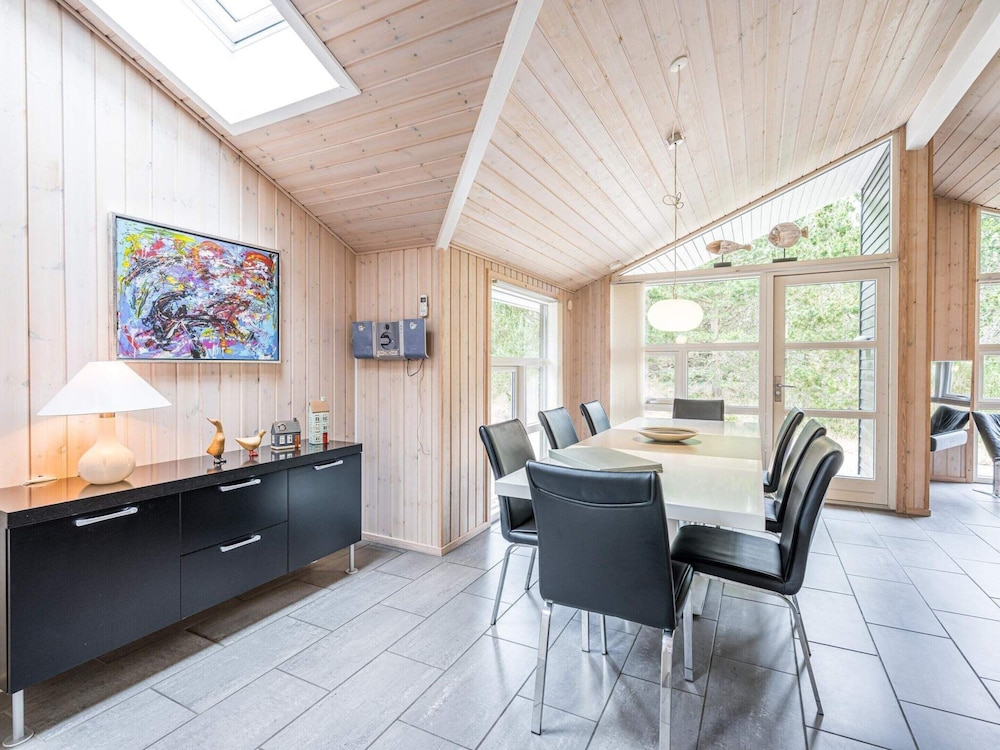 6 Person Holiday Home in Blavand
