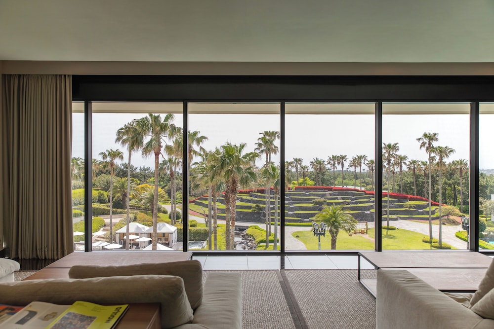Grand Josun Jeju 6