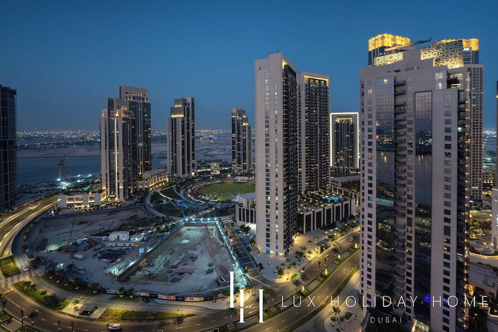 LUX The Dubai Creek View Suite